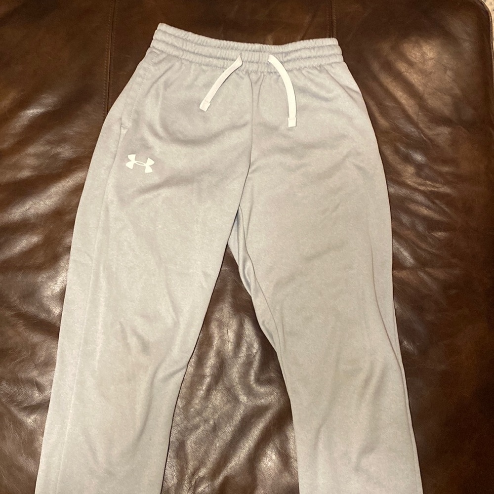 Under Armour Boys Joggers gray, youth large
